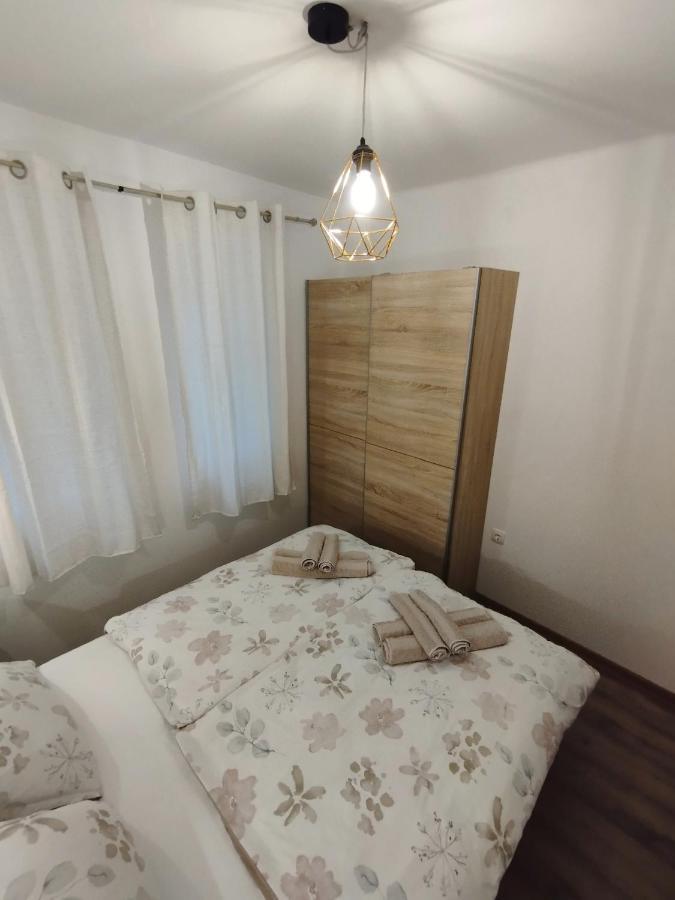 Apartment Ela, Kostrena Rijeka Bagian luar foto