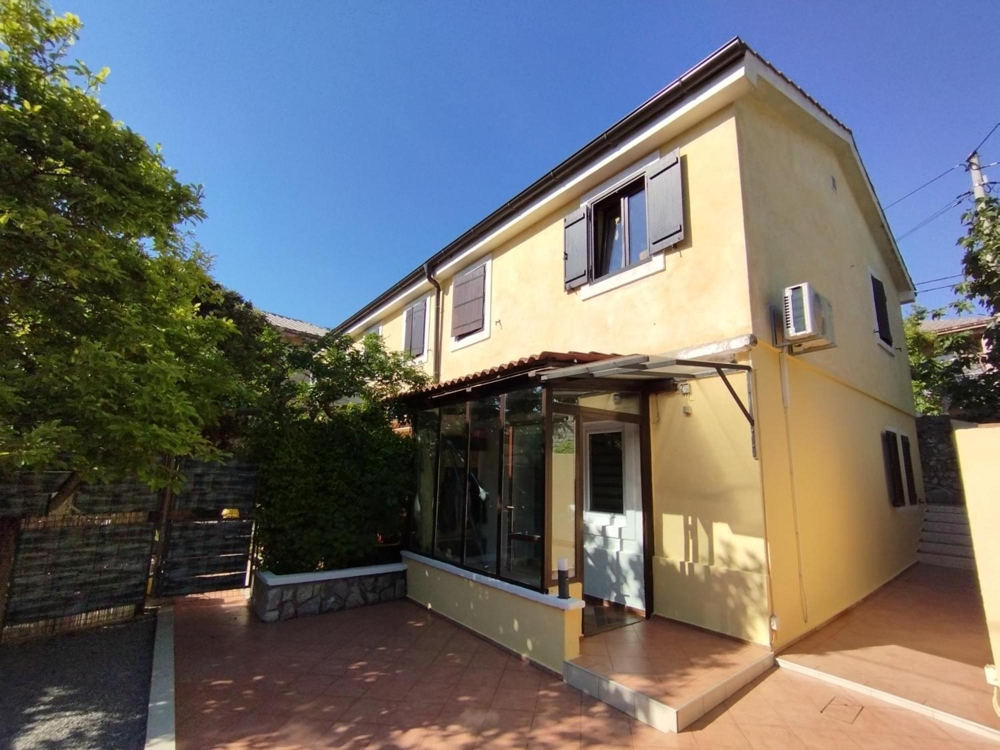 Apartment Ela, Kostrena Rijeka Bagian luar foto