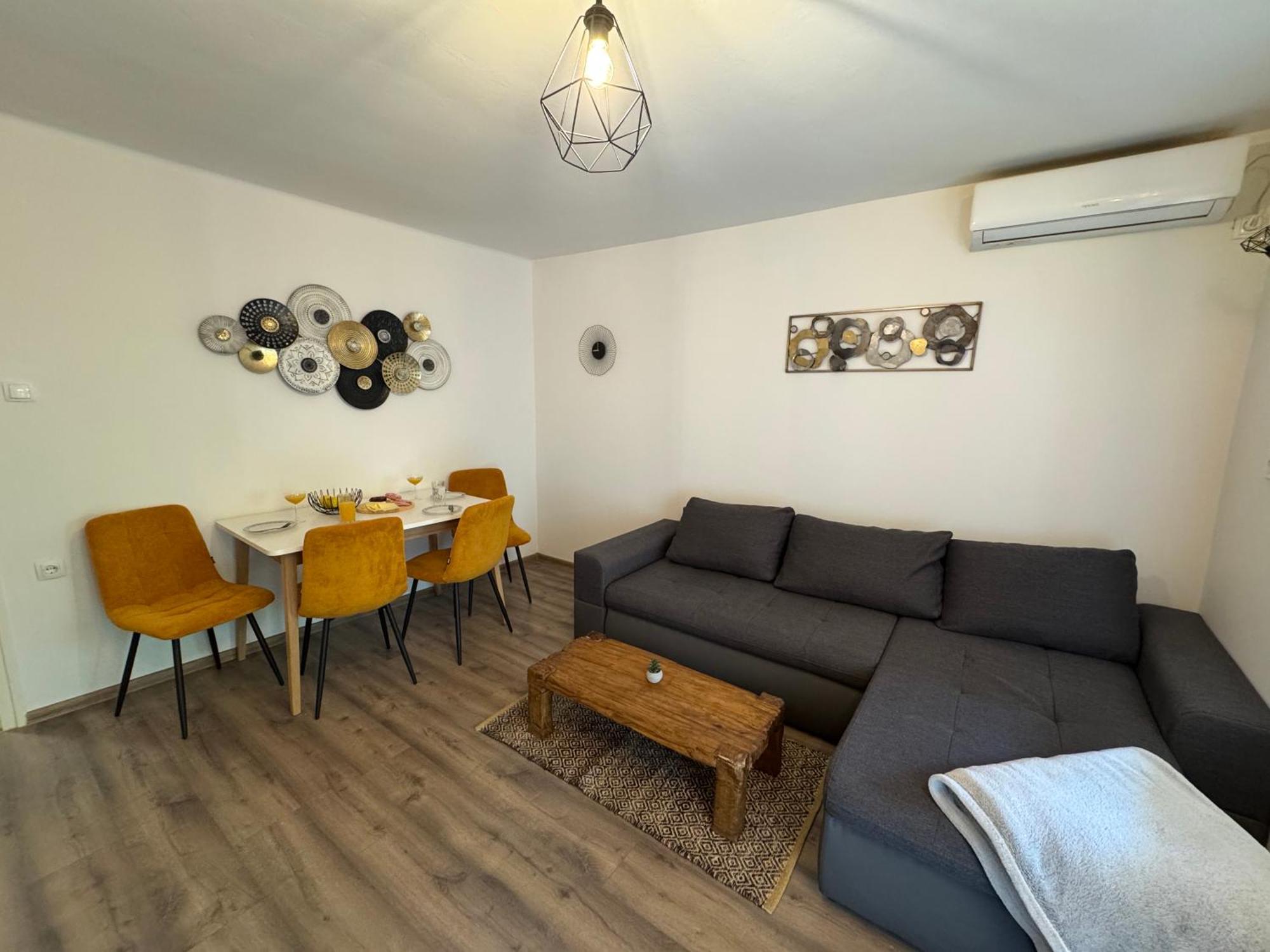 Apartment Ela, Kostrena Rijeka Bagian luar foto
